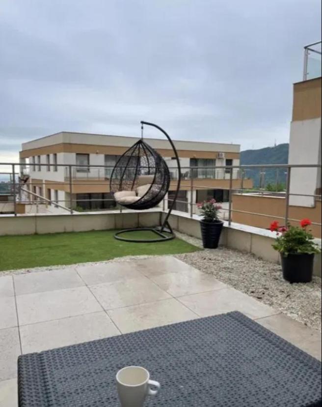 Londof Luxury Apartments - With A Panoramic View Over The City Brasov Luaran gambar